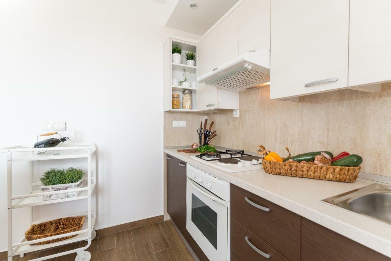 Apartment Ana Makarska Exterior photo
